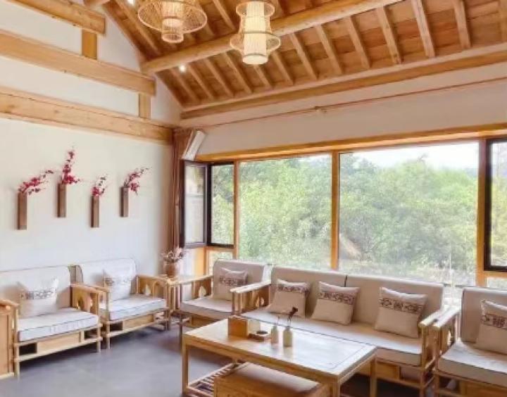 鞍山汤岗子温泉及住宿价格_鞍山中秋国庆民宿预订_鞍山国庆露营营地火爆