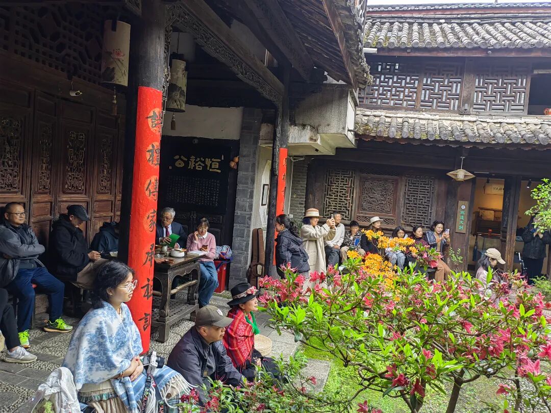 沉浸式文化体验_丽江纳西族文化_丽江古城慢行游览