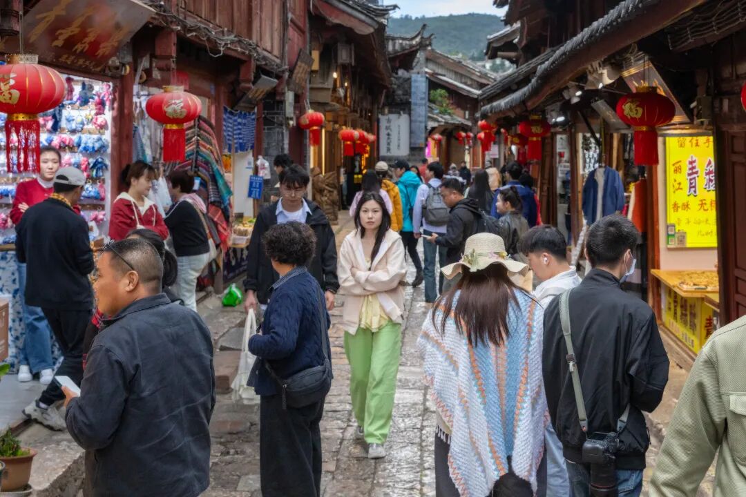 丽江古城慢行游览_沉浸式文化体验_丽江纳西族文化