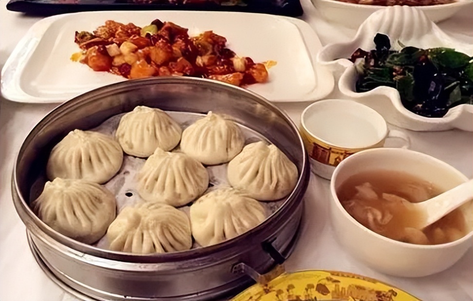狗不理包子历史沿革_请以天津狗不理公司为例_狗不理包子衰落原因分析