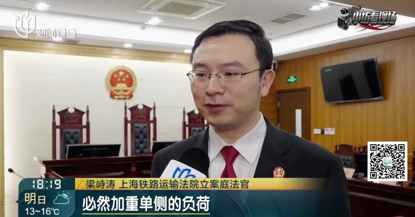 乘坐自动扶梯安全规范_自动扶梯控制系统预期取得成果_地铁左行右立取消原因