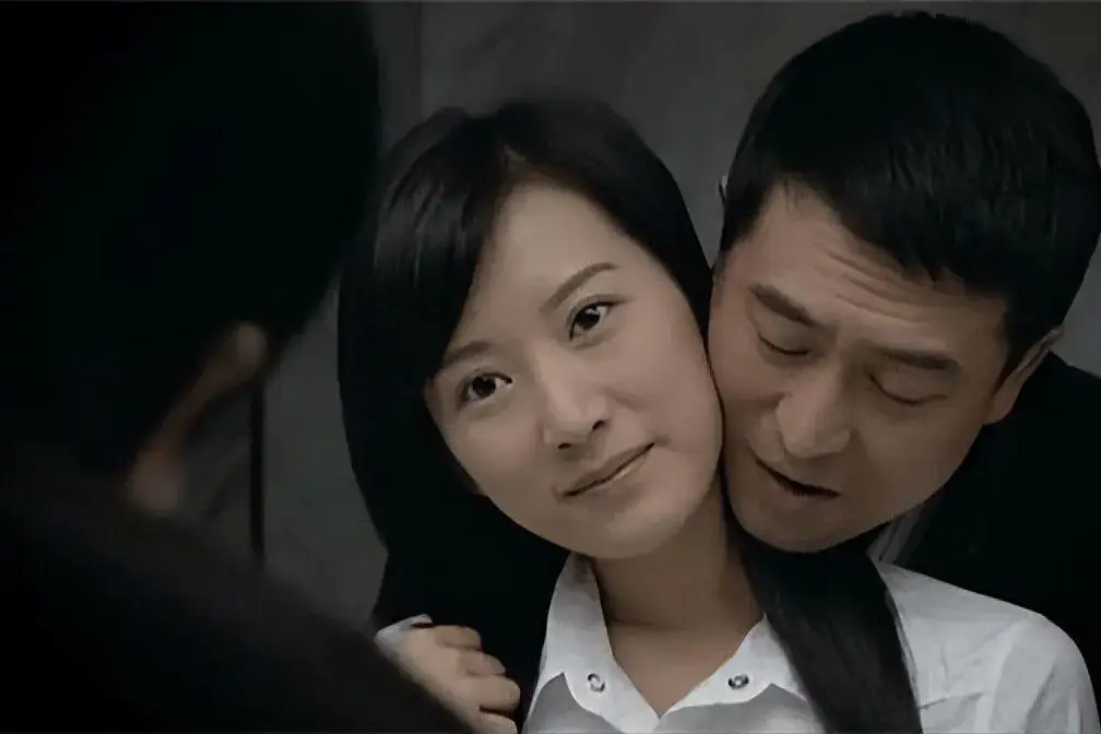 宋思明对海藻的感情分析_蜗居宋思明海藻婚外情_宋思明和海藻第二次