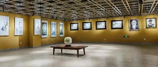 深圳八友美术馆开馆_景德镇,陶瓷文化公司_瓷以龙华陶瓷艺术展