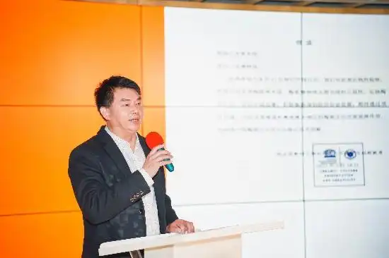 深圳八友美术馆开馆_瓷以龙华陶瓷艺术展_景德镇,陶瓷文化公司