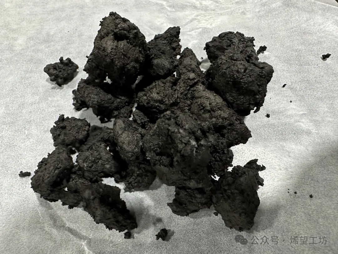 氧化石墨烯是什么颜色_石墨烯与氧化石墨烯的区别_还原氧化石墨烯与石墨烯的关联
