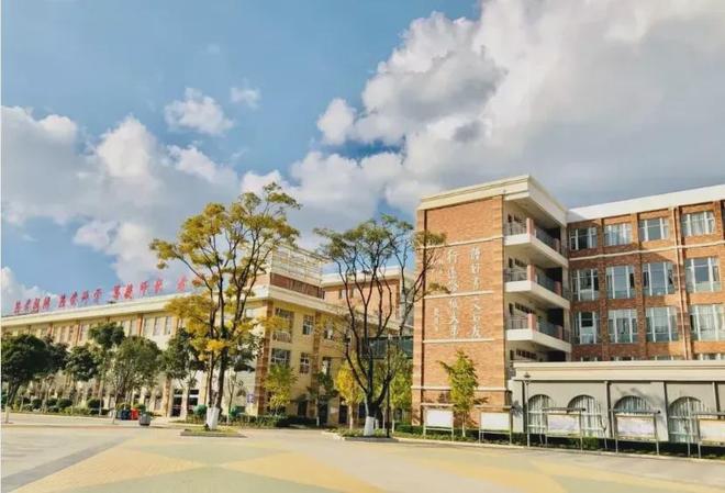 云大附中星耀本部小学部特色课程_云大附中星耀本部中考成绩_云大附中初中