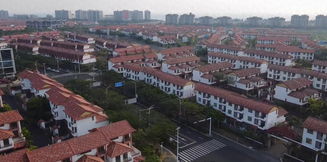 海南陵水黎安空置别墅_海南度假别墅_安置房开发困境