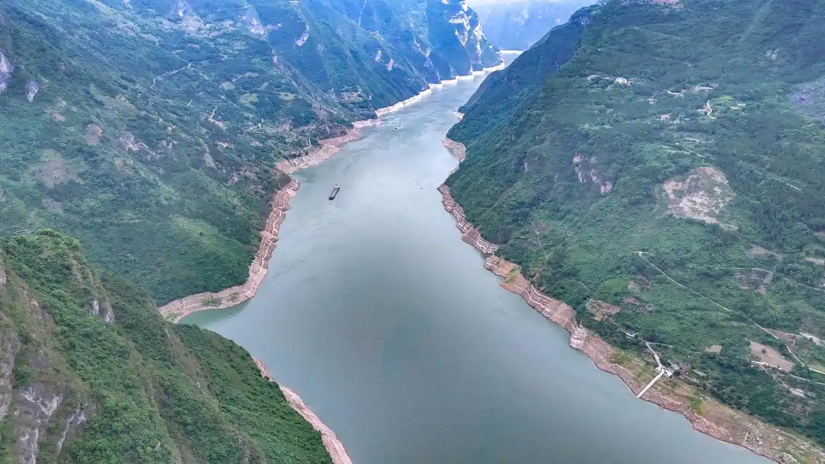 宜昌到恩施旅游路线_宜昌到恩施_宜昌恩施沿途景点推荐