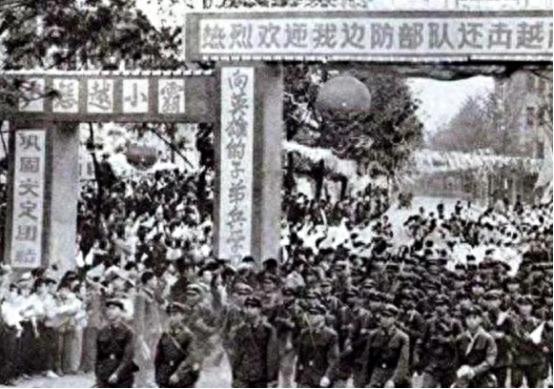 对越自卫反击战 许世友将军 武元甲反应_武元甲美国
