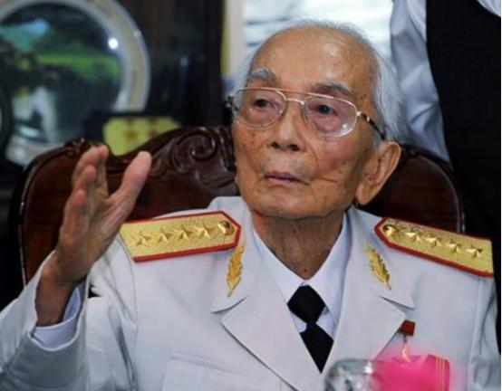 对越自卫反击战 许世友将军 武元甲反应_武元甲美国