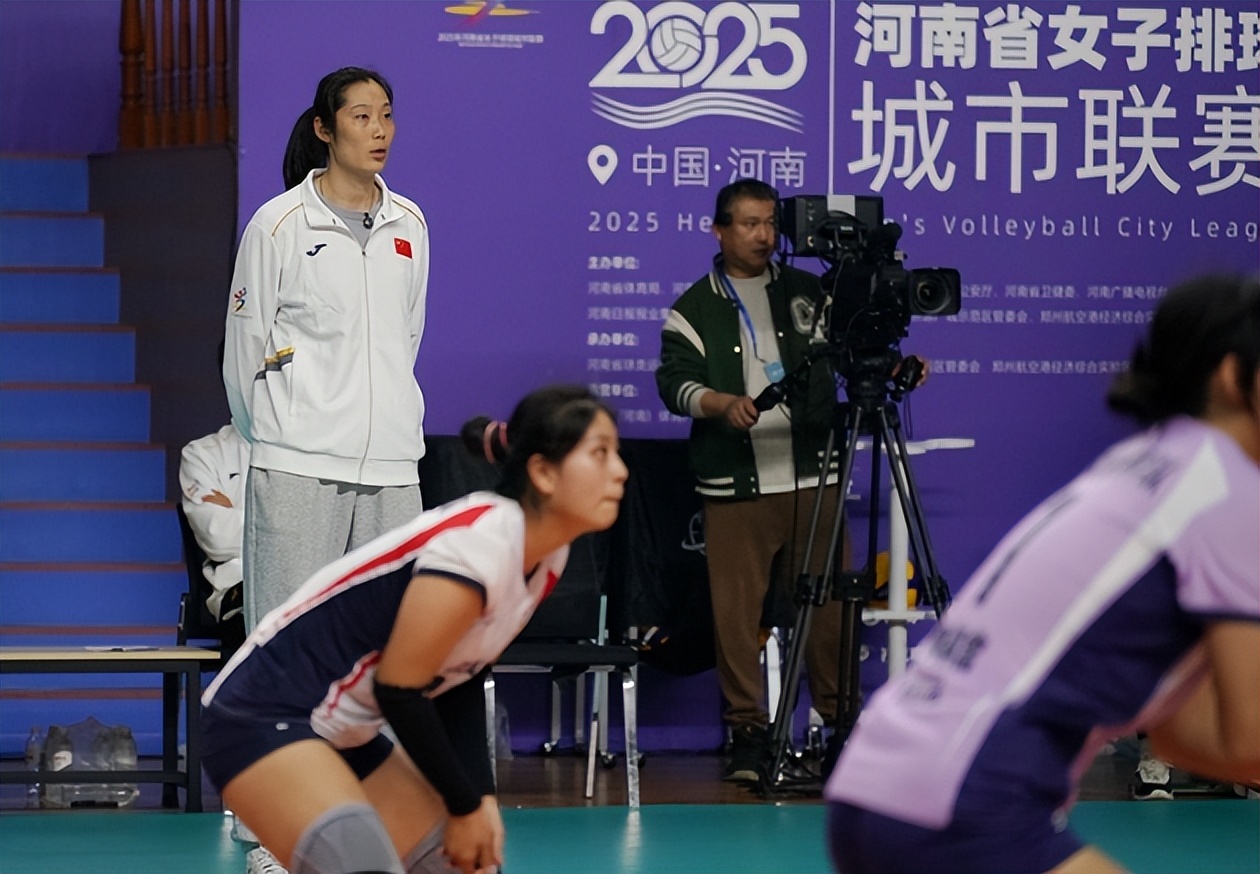 郎平排球生涯回顾_朱婷郎平师徒情_郎平和朱婷实力