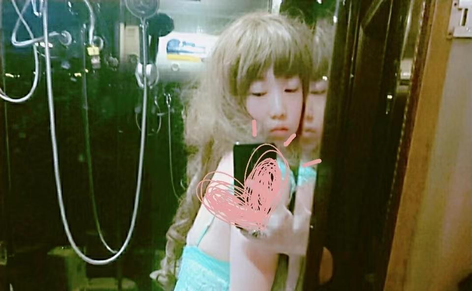 张筱雨魅惑人体艺术岜东文化_张筱雨人体艺术评价_张筱雨写真作品