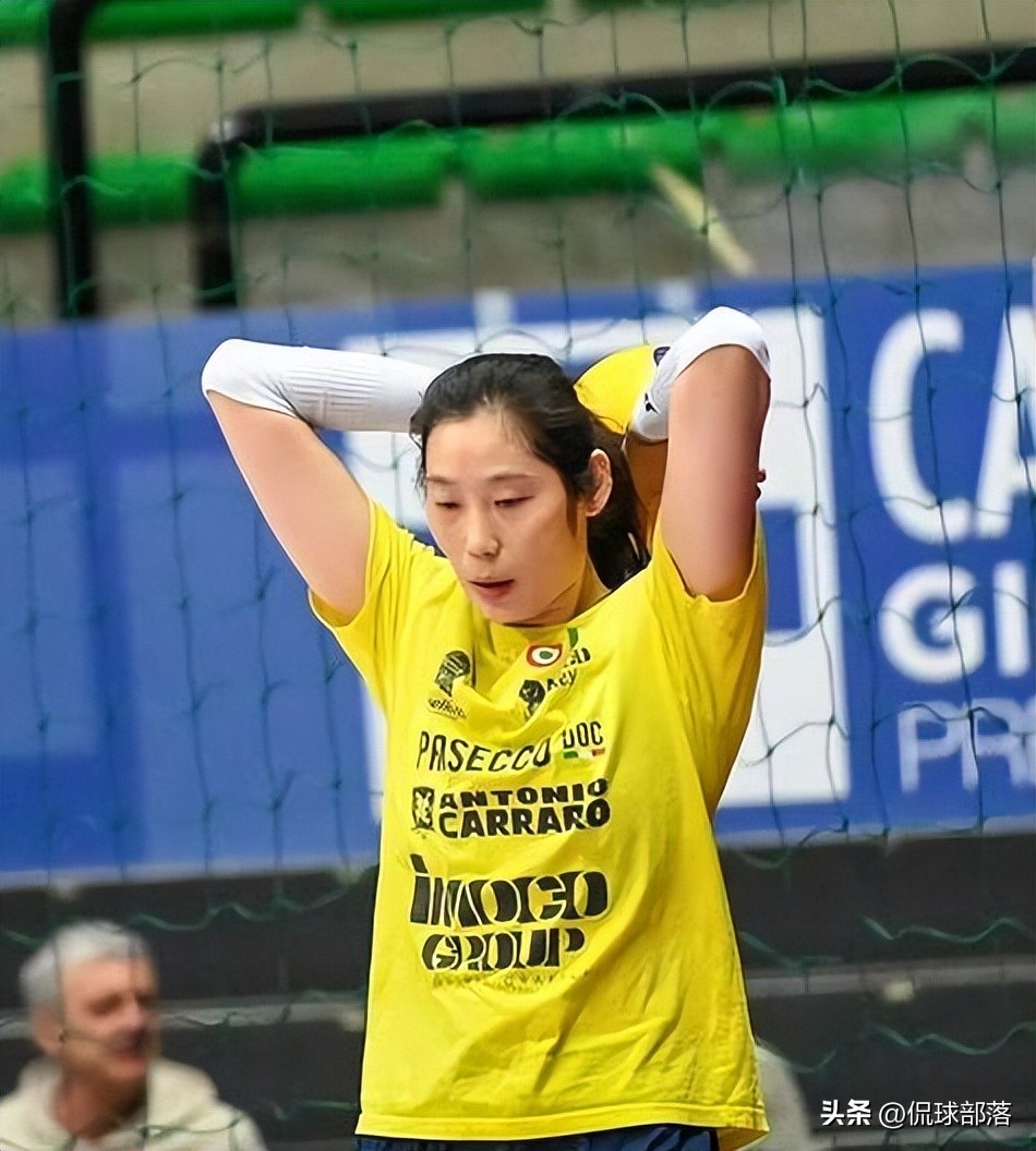 朱婷在意大利的排球转型_郎平和朱婷实力_朱婷意甲冠军生涯