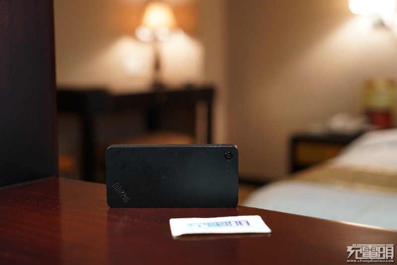 ThinkPad PB-100P移动电源_ThinkPad方口20V快充移动电源_联想移动电源怎么样