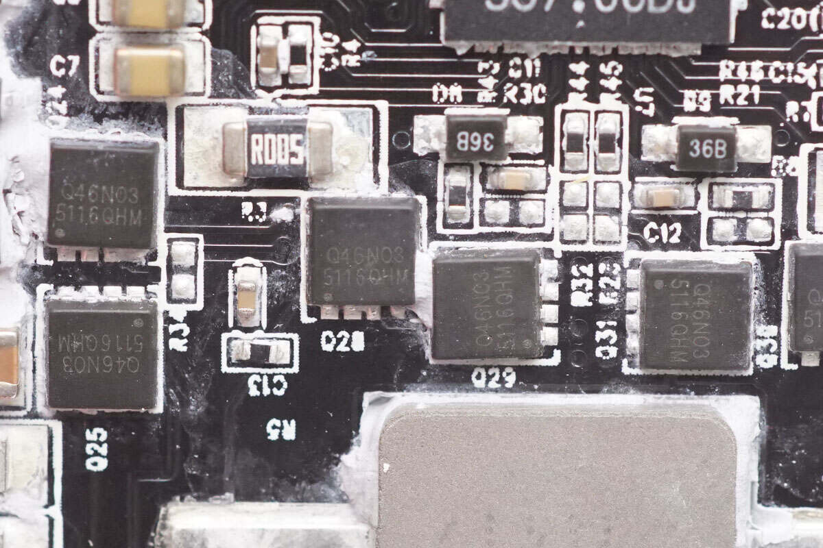 倍思67W超能充数显移动电源_联想移动电源怎么样_baseus NT11超能充数显移动电源评测