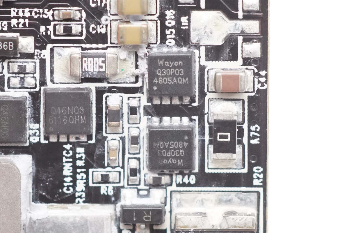baseus NT11超能充数显移动电源评测_联想移动电源怎么样_倍思67W超能充数显移动电源