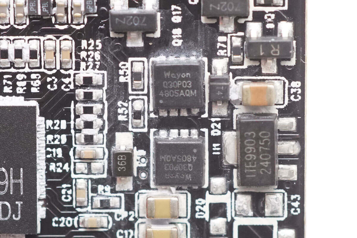 联想移动电源怎么样_baseus NT11超能充数显移动电源评测_倍思67W超能充数显移动电源