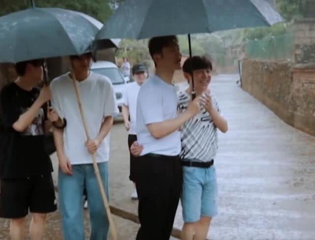 黄晓明身高争议_黄晓明真实身高_何炅身高多少岁