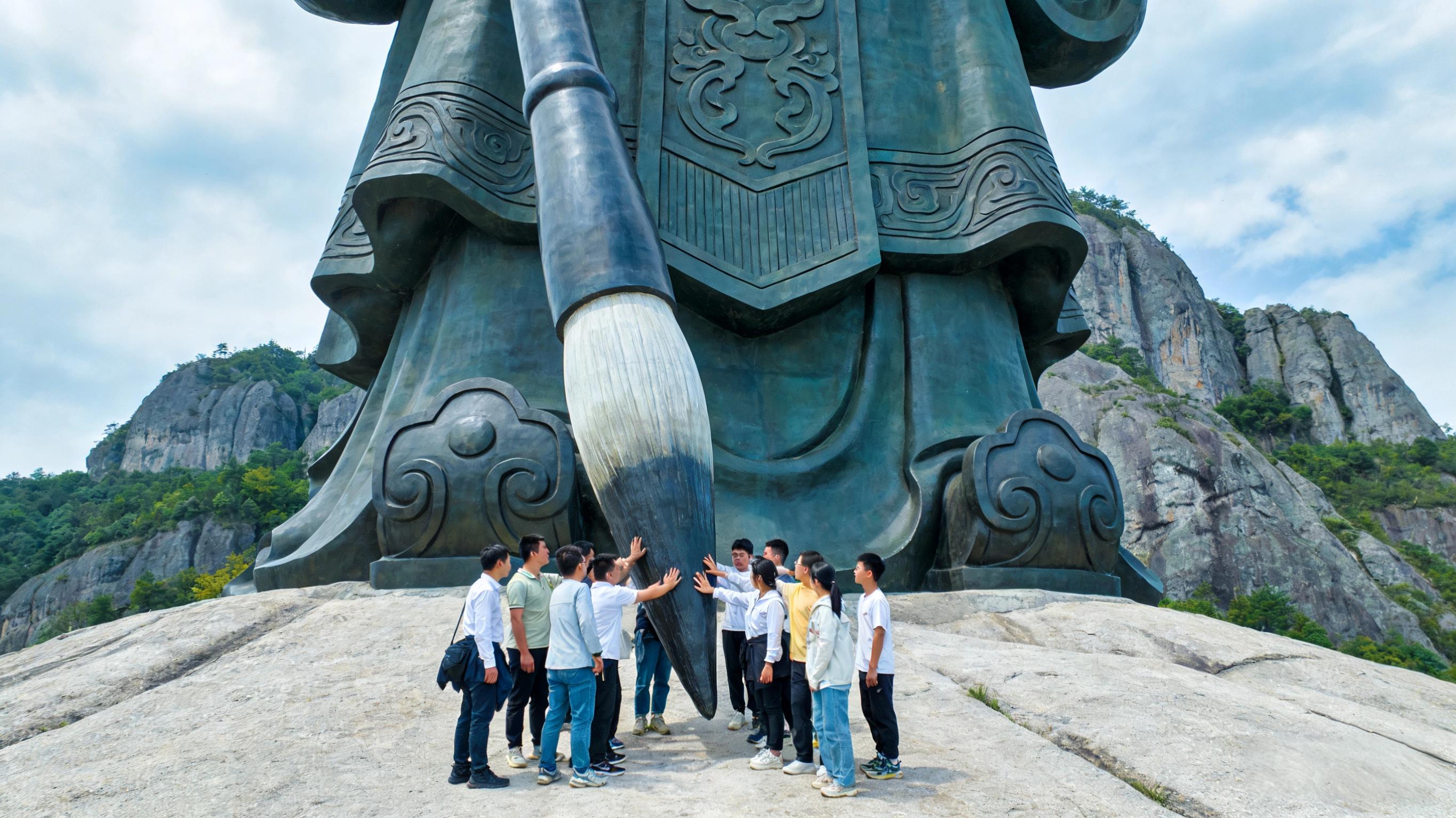浦城旅行社_浦城成语文化地标_江郎公园研学体验