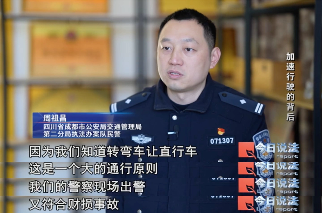 网约车碰瓷案件分析_网约车故意碰撞事故_网约车乘客强抢方向盘酿车祸