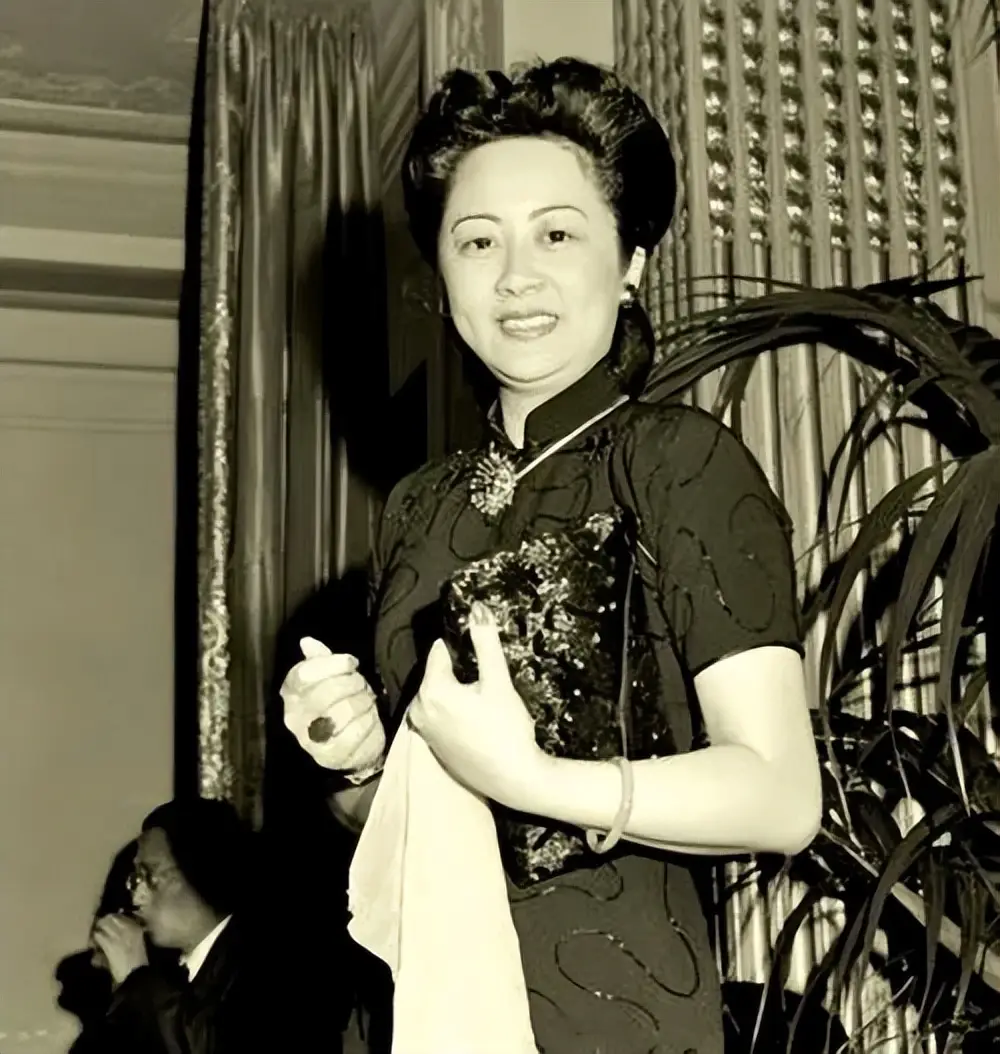 张乐怡与宋子文的关系发展_宋子文与张乐怡的庐山情缘_宋子文 张乐怡