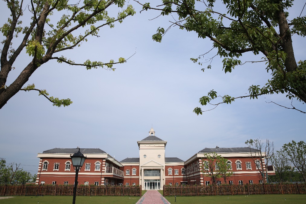 上海惠灵顿国际学校+招聘_杭州惠灵顿外籍人员子女学校_惠灵顿杭州校区开学日期