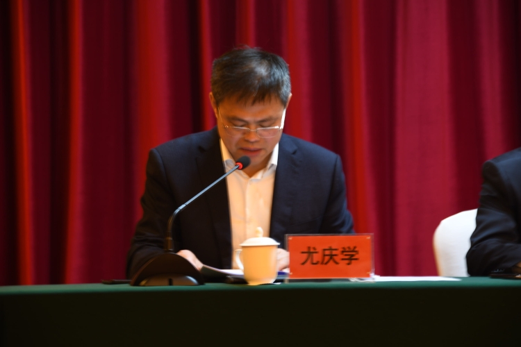 李挚讲话教育体育工作_岳阳市教育体育工作会议_岳阳市教育局局长