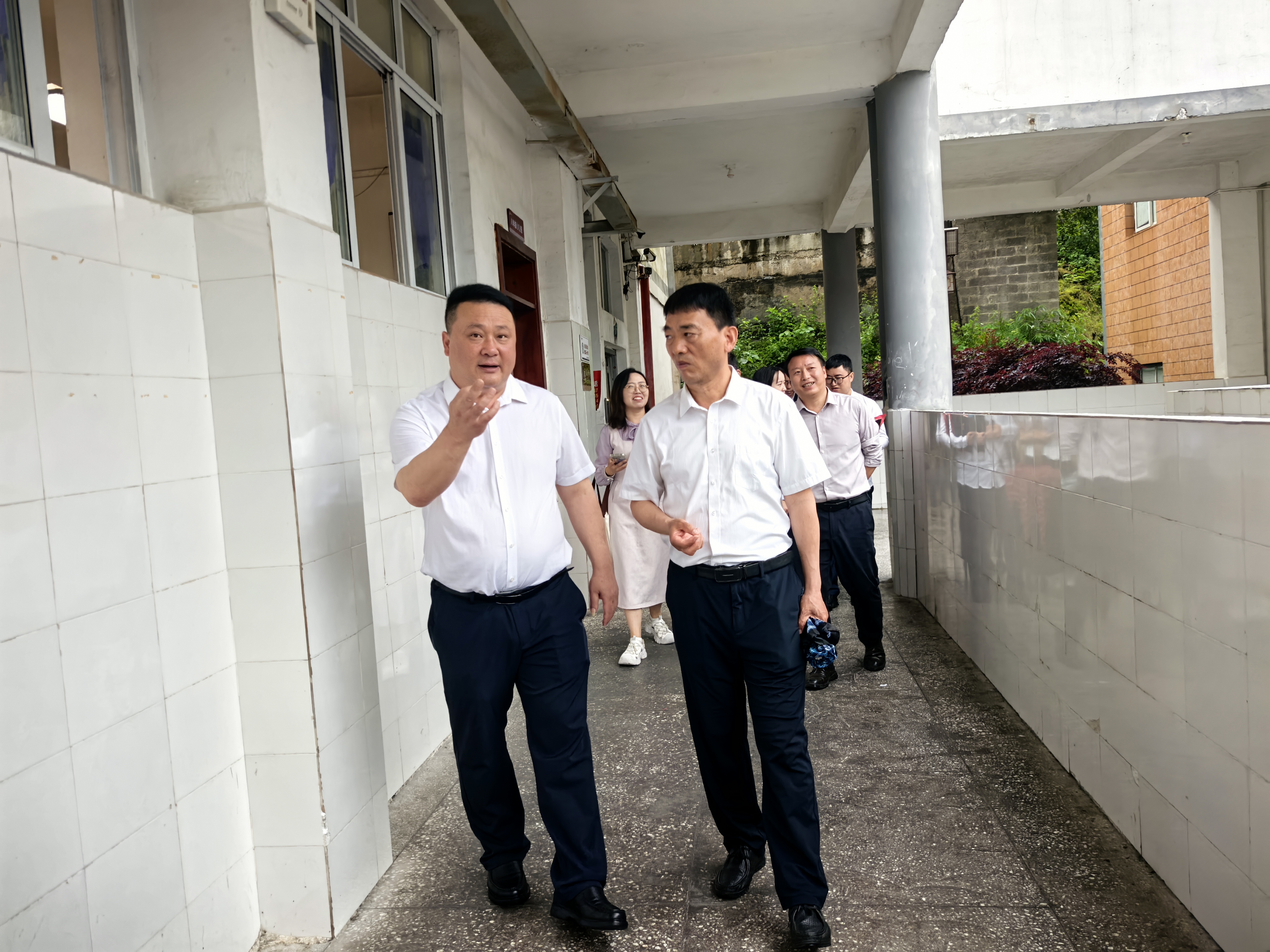 东营区第一中学 鲁渝教育协作 桃花源中学_山东东营中学