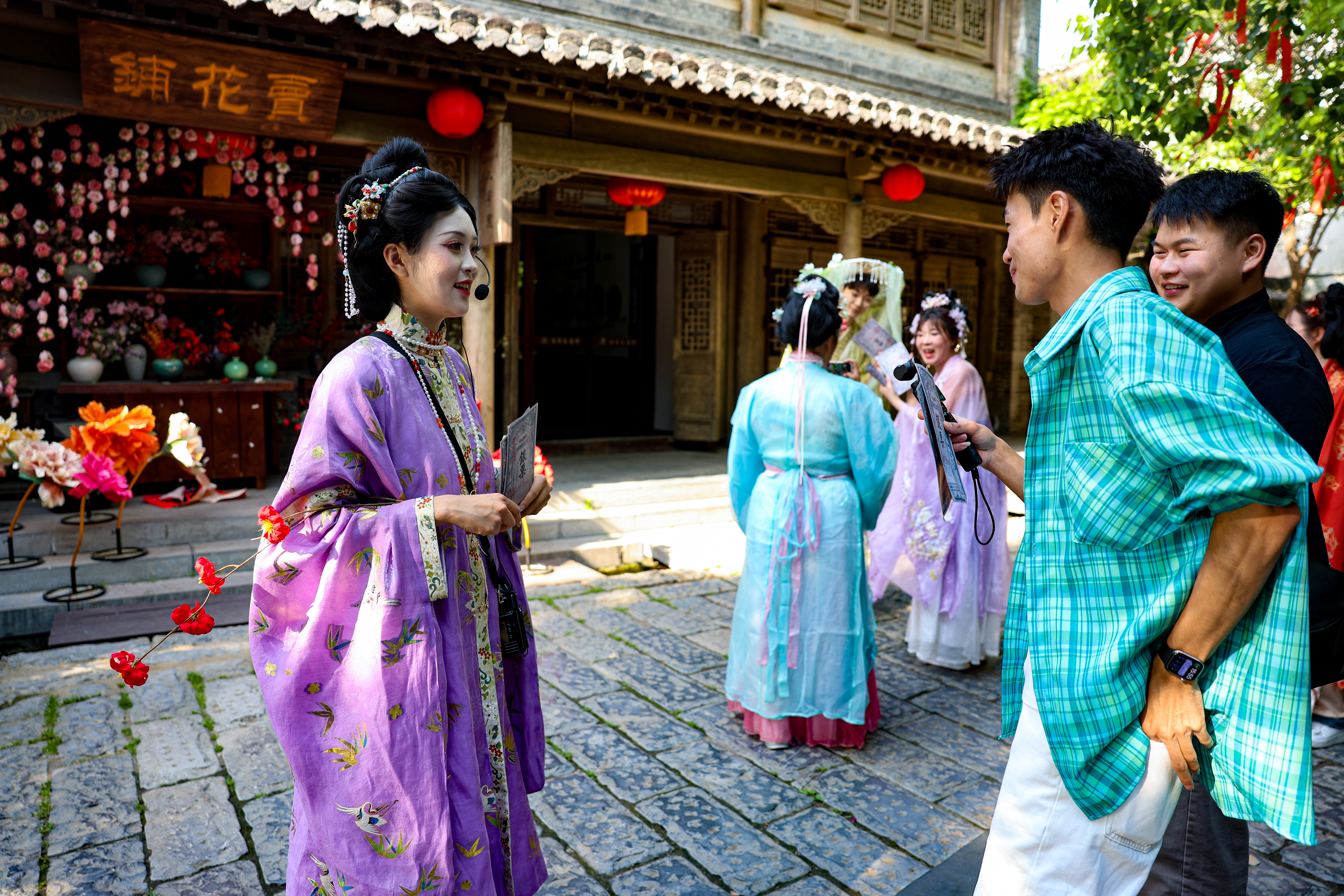 台儿庄古城沉浸式文旅体验_探索发现台儿庄1938_台儿庄古城国潮文化季