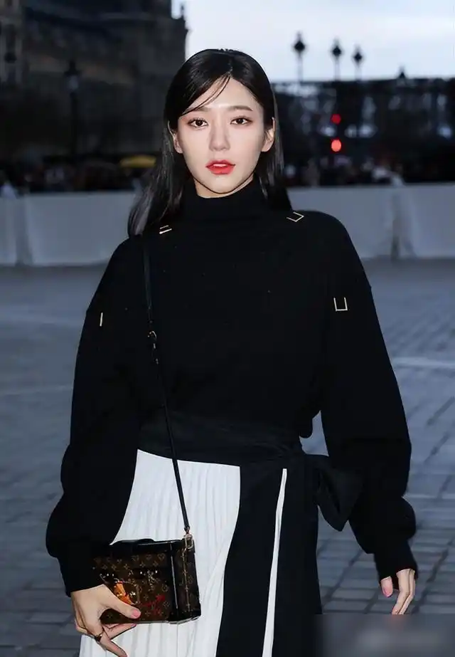 原生家庭对成年女性情感的影响_郭雪芙情感经历_郭雪芙跟炎亚纶