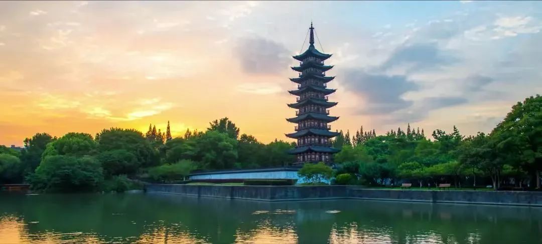 上海教师节景区免票优惠活动_上海景点门票优惠政策_上海欢乐谷教师节门票折扣