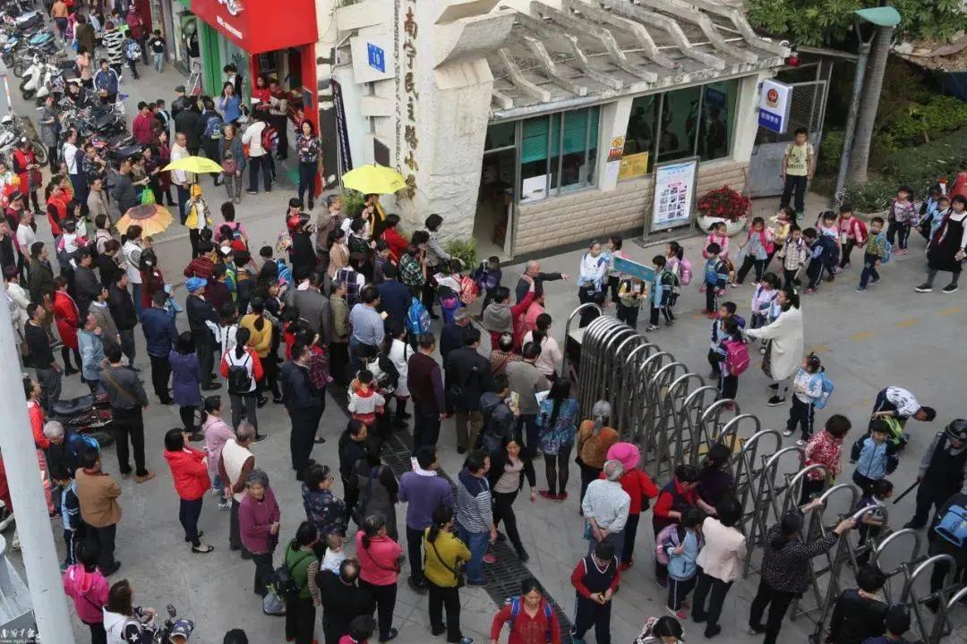 建设银行手机银行转账手续费_微信零钱提现规则_微信转账手续费