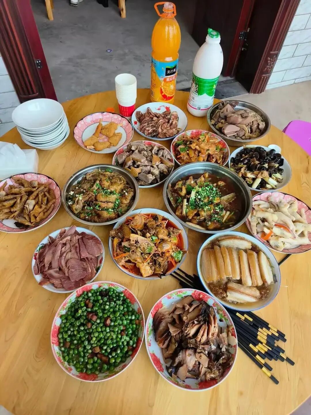东北菜为什么没入八大菜系_菜系文化认证标准_东北菜与鲁菜的关系