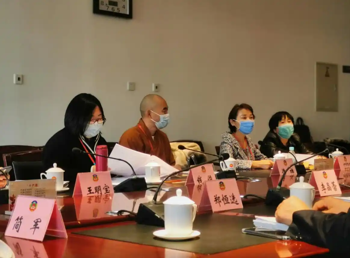 政协分组讨论发言_区政协常委会工作报告_区政协六届一次会议 分组讨论