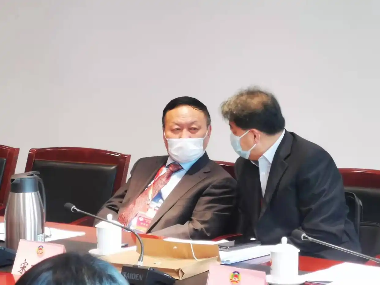 政协分组讨论发言_区政协六届一次会议 分组讨论_区政协常委会工作报告