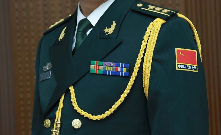 解放军军官级别资历章详解_武警中尉是什么级别_识别解放军资历章