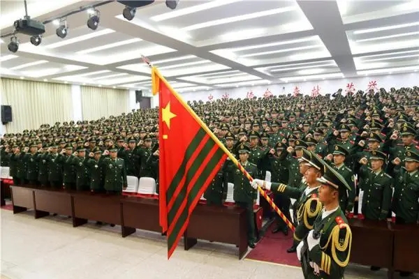 新修订国防法_中国人民解放军衔级制度_武警中尉是什么级别