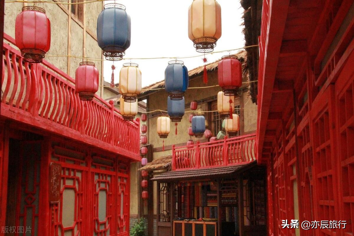 盘锦红海滩国家风景廊道_盘锦旅游景点推荐_盘锦市红海滩景区电话