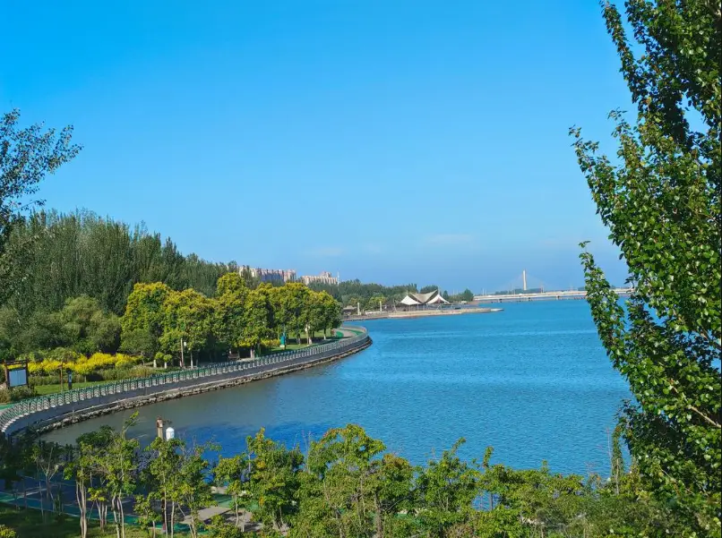 盘锦黑风关古镇古韵体验_盘锦红海滩国家风景廊道_盘锦市红海滩景区电话