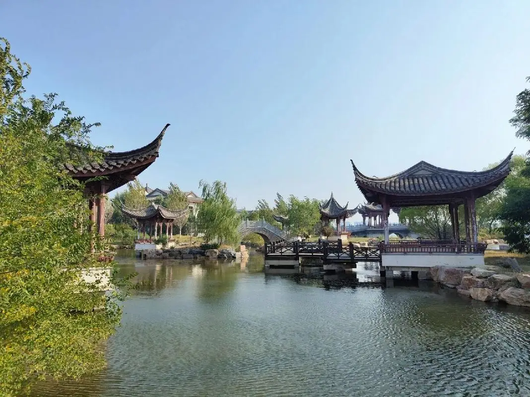 盘锦红海滩国家风景廊道_盘锦市红海滩景区电话_盘锦黑风关古镇古韵体验