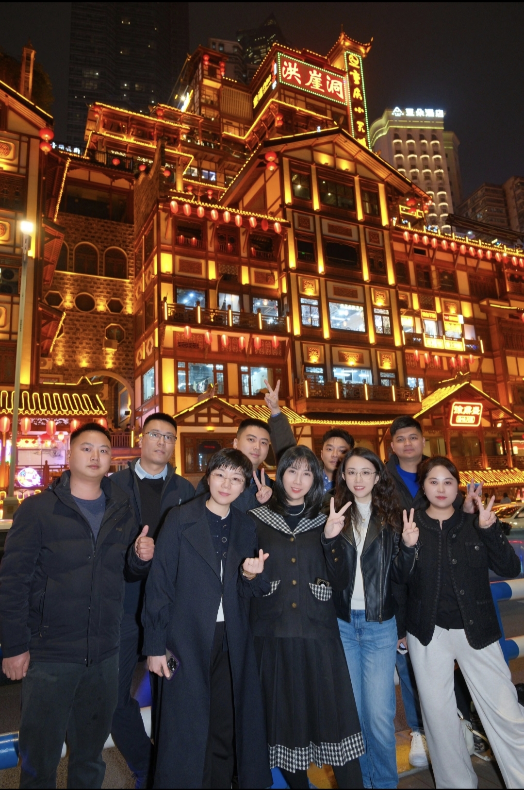 重庆科技馆有什么好玩的_重庆亲子室内拍照地点_重庆科技馆遛娃拍照