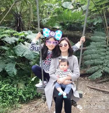 贾静雯和修杰楷幸福生活_贾静雯小女儿咘咘微博曝光_贾静雯小女儿