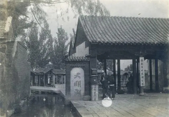 张宝珠回忆儿时大明湖_张宝珠画家书法_济南山水画家张宝珠