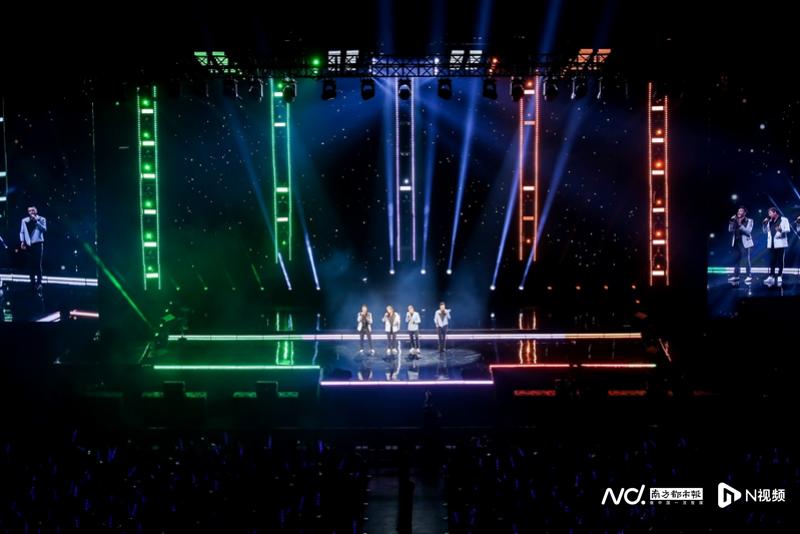 梅赛德斯奔驰文化中心欧美艺人演唱会_西城男孩四海逐梦演唱会上海站_上海奔驰文化中心演唱会图