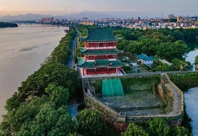赣州旅游攻略_南武当山通天岩_赣州招商银行地址