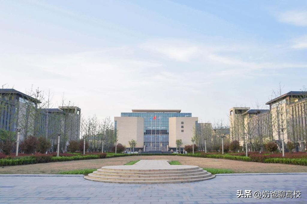 北京市房山区燕山教育委员会_燕山大学 独立学院 山东财经大学燕山学院