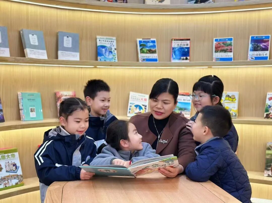 全民阅读促进条例 全民阅读活动周 书香润德校园建设_初中班级读书活动计划