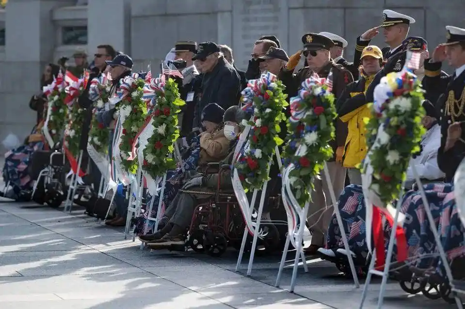 pearl+harbor+attack_珍珠港事件纪念 日本参拜靖国神社 美国历史观问题