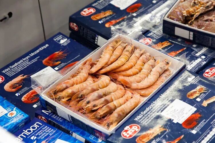 养殖虾能不能吃_海鲜有寄生虫为什么能补丐呢_健康食用养殖虾注意事项