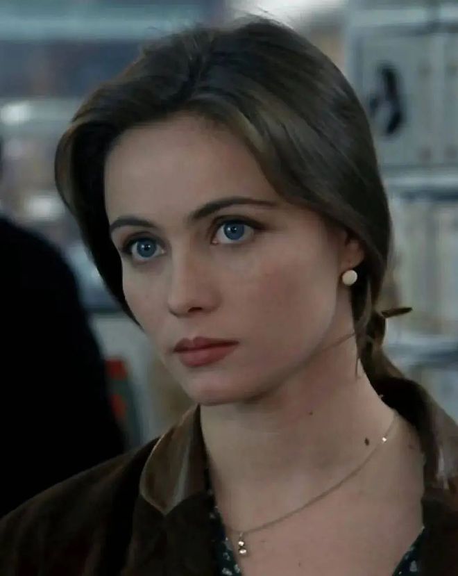 类似香奈儿的电影_寻找共鸣和触动的电影_电影对生活的影响